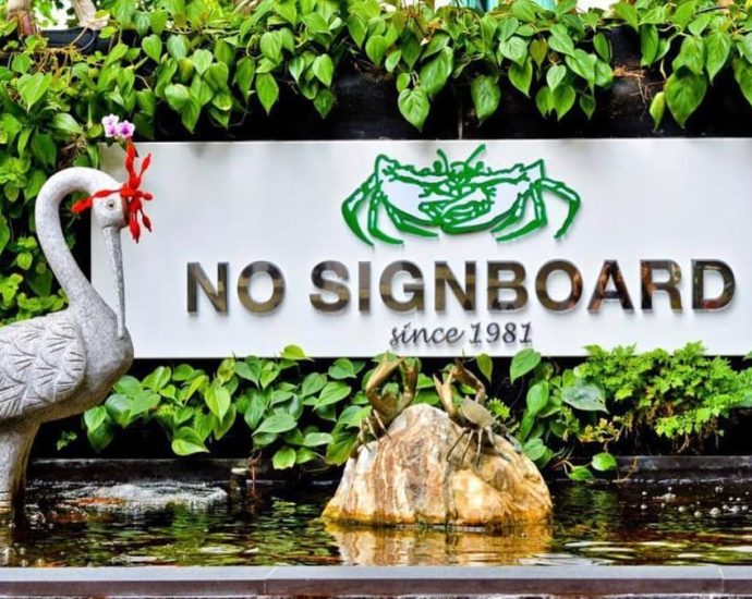 Former No Signboard Holdings CEO fined S0,000 for false trading