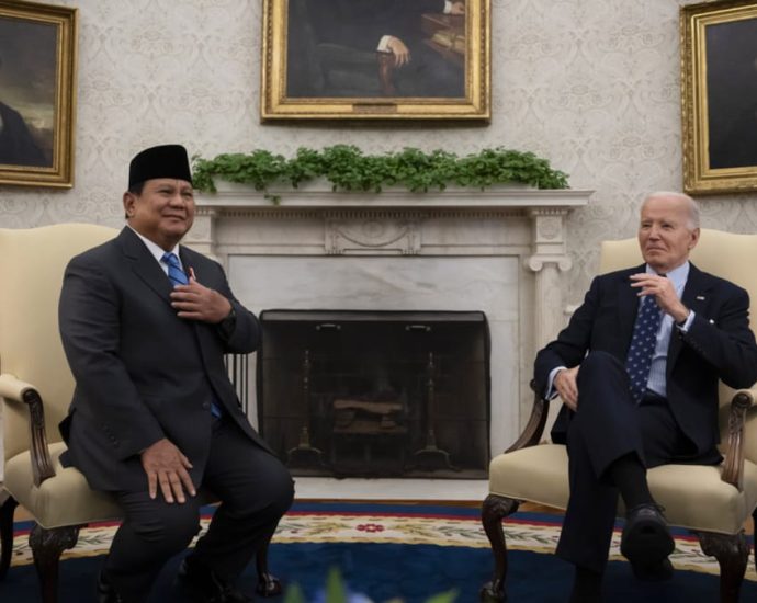 Indonesian president meets Biden and speaks with Trump, pledges cooperation