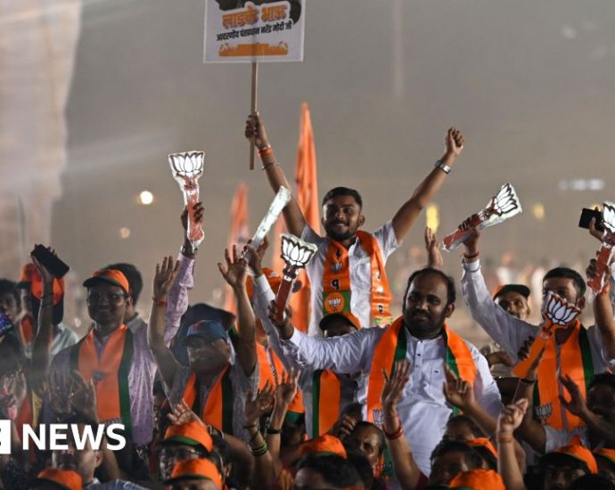 Maharashtra: Modi’s BJP returns to power in crucial state election