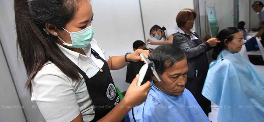 Minister backs bill for Thailand’s 20 million informal workers