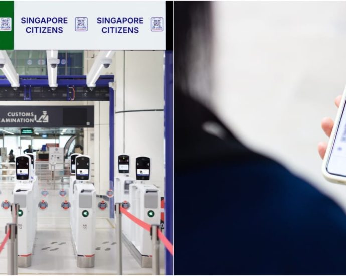 QR code clearance trial for bus travellers to begin at Singapore checkpoints