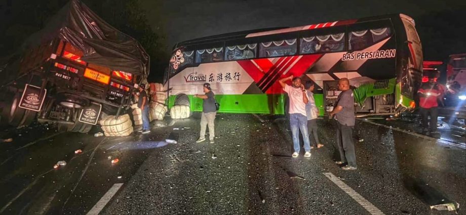 2-year-old boy among 7 killed in Melaka multi-vehicle crash on North-South Expressway