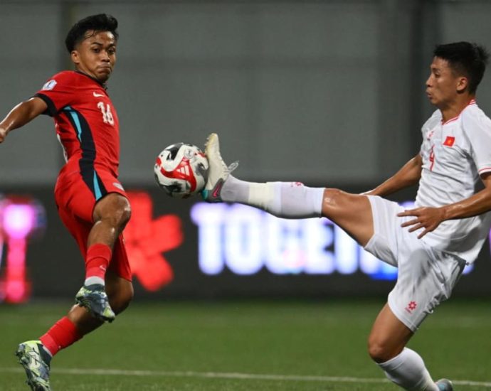 Football: Late Vietnam goals sink Singapore in first leg of ASEAN Championship semis