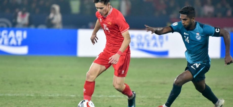 Football: Singapore out of ASEAN Championship after 1-3 loss to Vietnam in second leg of semis