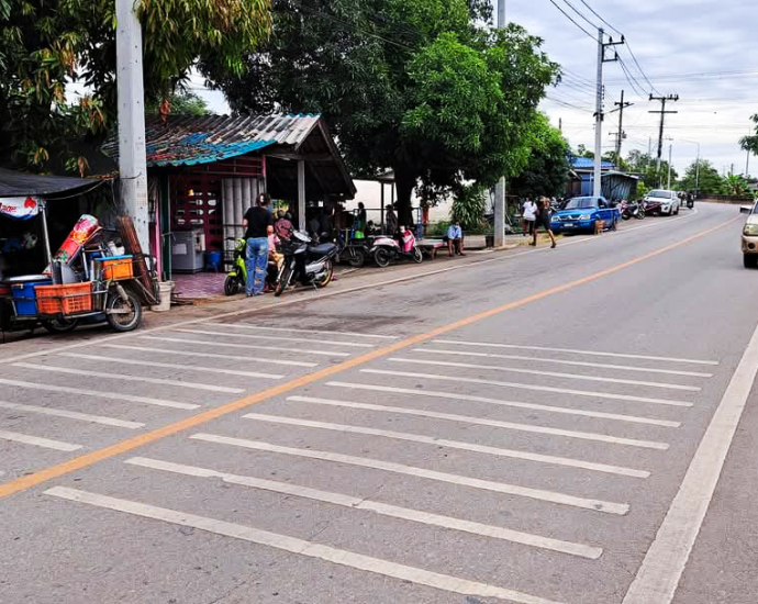 Old man struck, dragged 10km underneath car