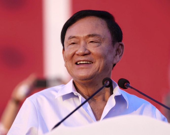 Thaksin to meet Malaysia prime minister on Thursday