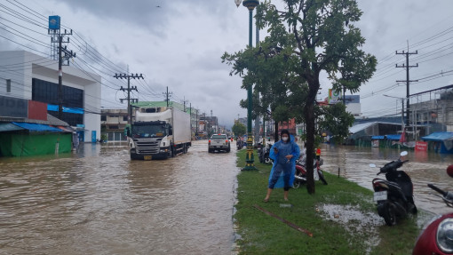 Three killed as fresh floods hit four southern provinces