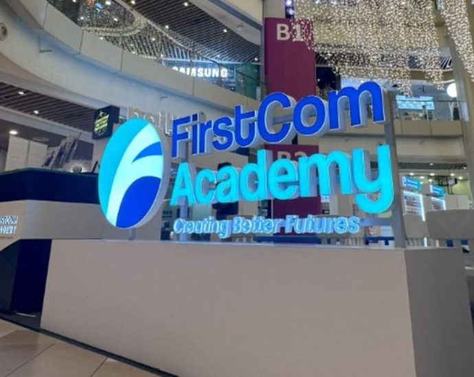 Training provider FirstCom Academy offered money for new learners, vouchers for Google reviews