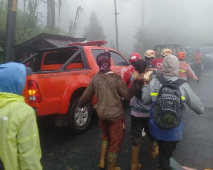 16 dead, 5 missing in Indonesia landslide: Officials