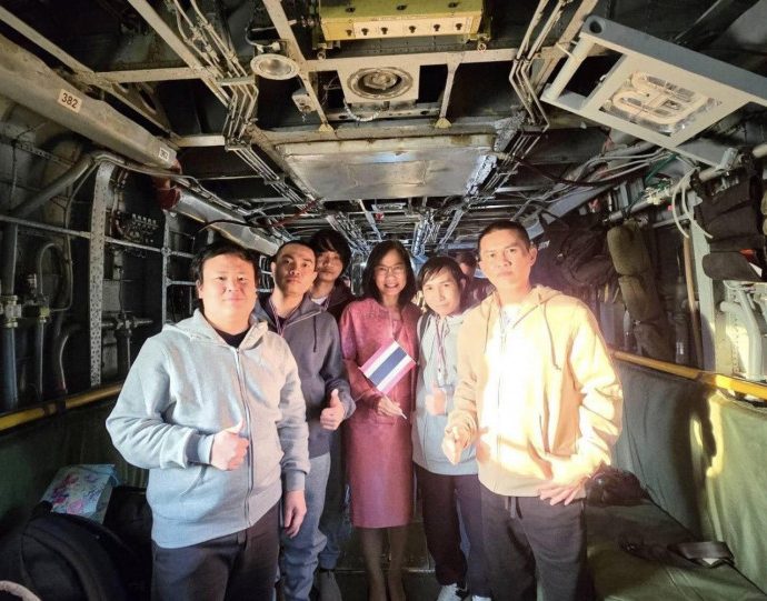 5 Thai hostages safe