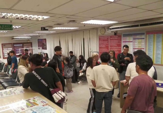 50 overseas job seekers wait in vain for flight at Suvarnabhumi airport