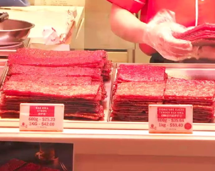 Bak kwa sellers finding ways to keep prices down ahead of peak Chinese New Year season