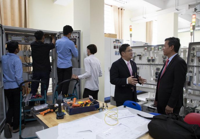 Chula aids Cambodia with AI development