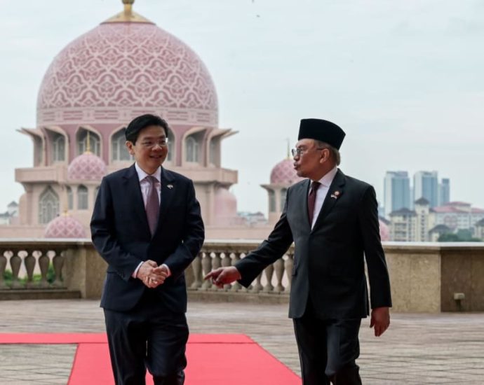 Malaysia-Singapore Leaders’ Retreat: What both PMs agreed on to resolve airspace, maritime boundary issues