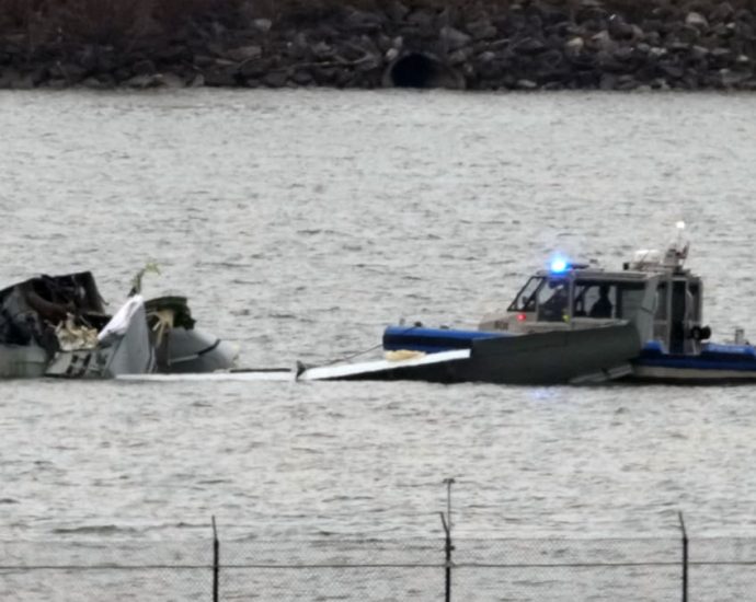 Singapore sends condolences to US over Washington air crash