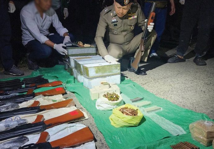 War weapons seized in Samut Sakhon