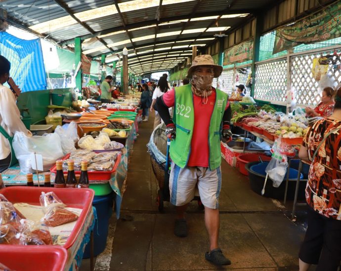 BMA renovates Klong Toey Market