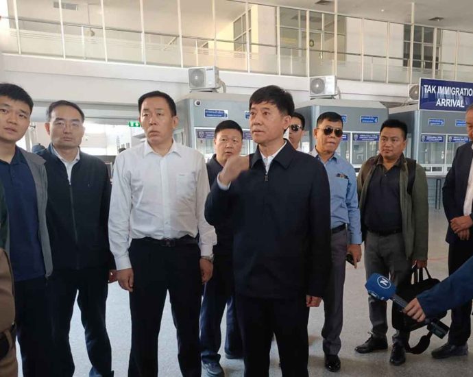 Chinese assistant minister may receive Chinese scam victims at border