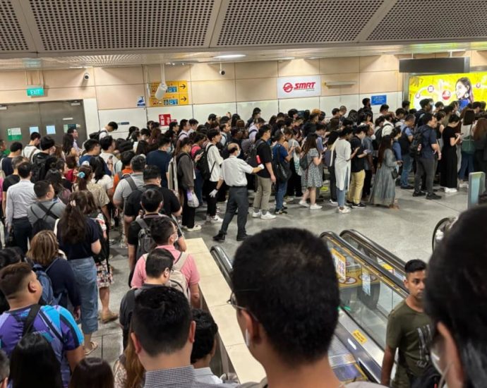 Circle Line train services fully resume after signalling fault