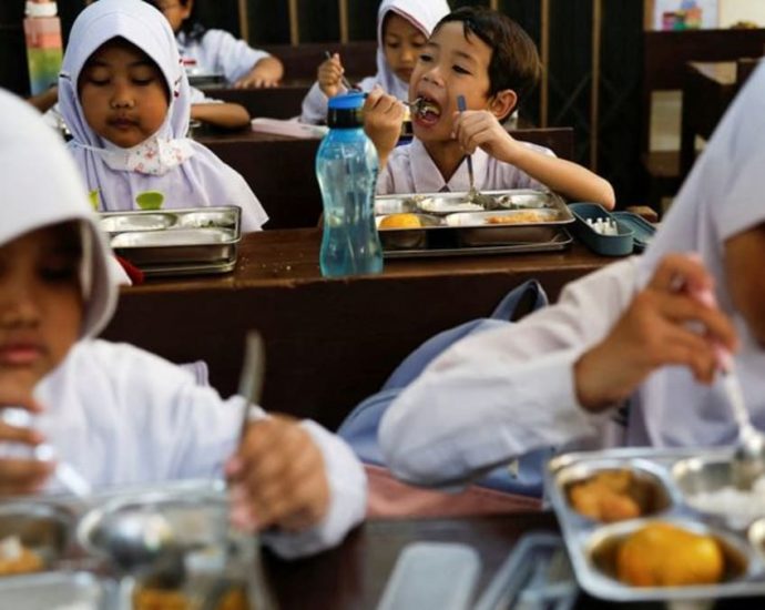 Commentary: The real costs of Indonesia’s free school lunch programme can’t be ignored