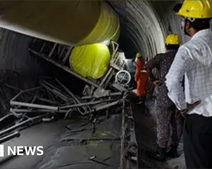 Telangana: Race to save eight Indian workers trapped inside tunnel