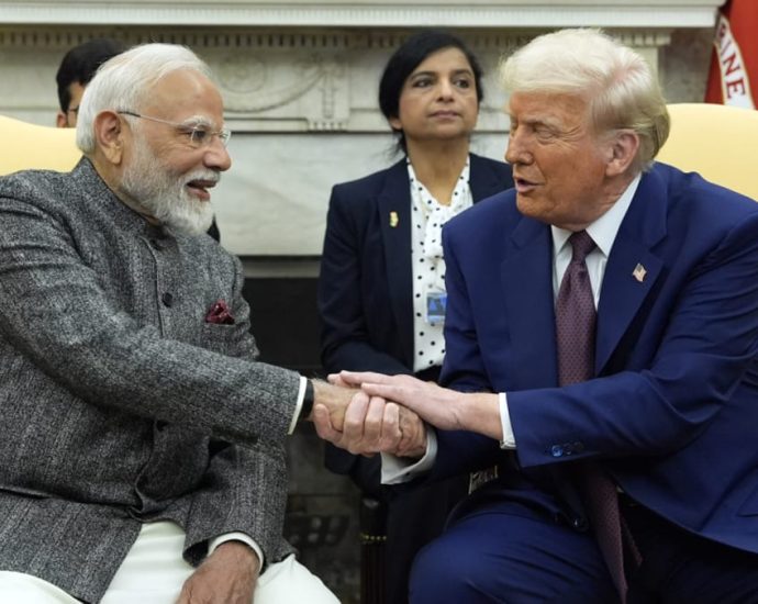 Trump offers top-end jets, trade deal to India in Modi bromance