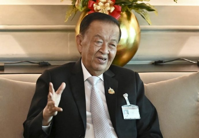 Wan set to discuss bills’ review plan