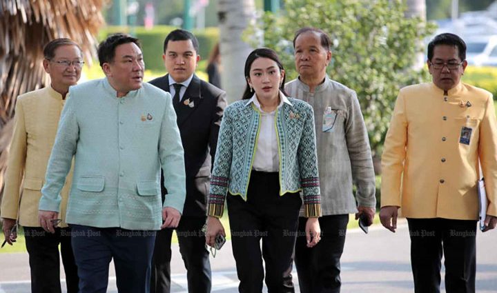 Govt dismisses poll’s finding of discontent