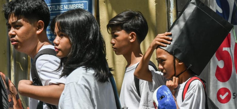 Heatwave shuts down schools in nearly half of Manila