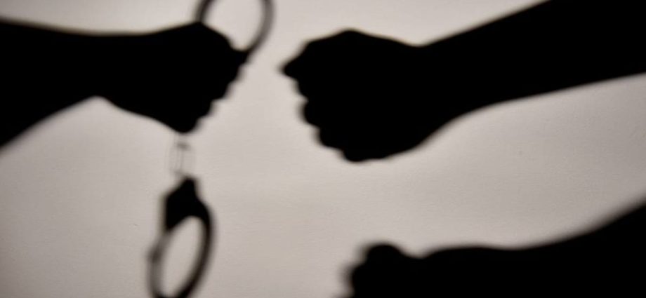 Man to be charged for stealing passenger’s wallet on flight to Singapore
