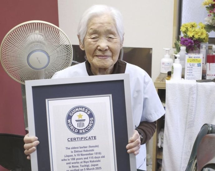 Meet the world’s oldest female barber. A 108-year-old Japanese woman is overjoyed at the recognition