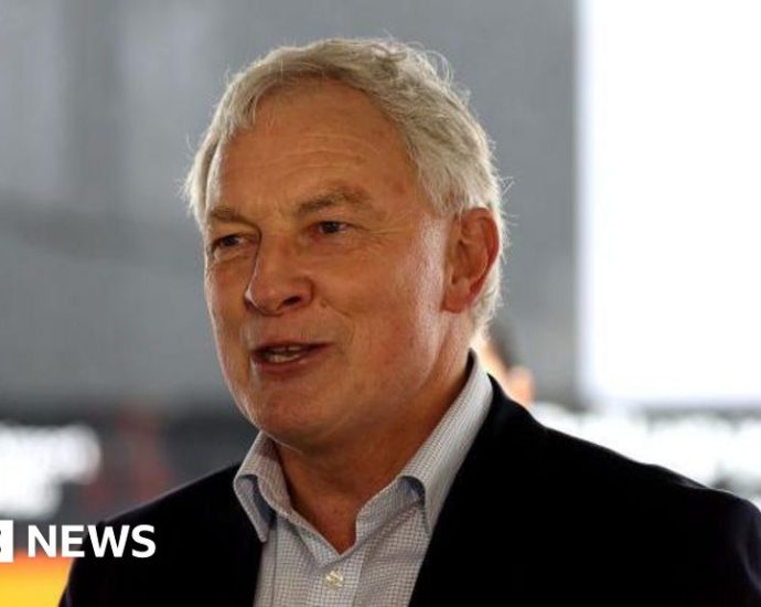 New Zealand fires UK envoy Phil Goff over Trump comments