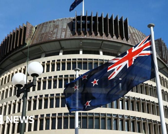 New Zealand: MPs told to stop complaining about use of Māori name