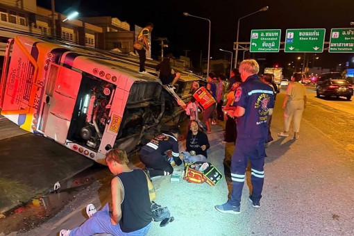 36 injured in Khon Kaen bus accident