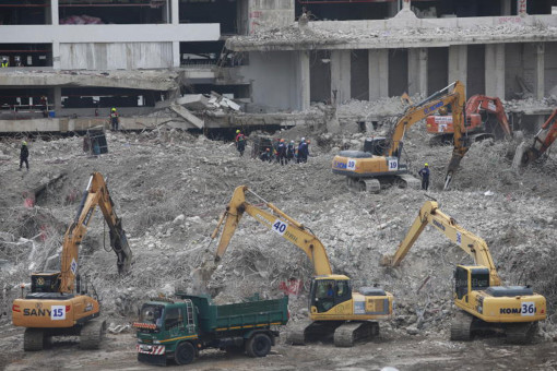 5 more bodies pulled from rubble