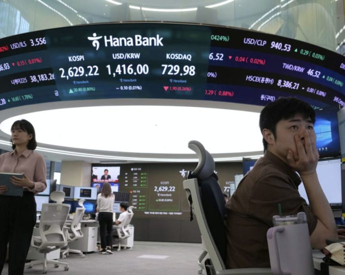 Asian markets swing as China-US trade euphoria fades