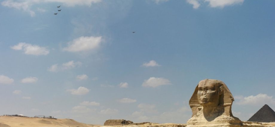 Chinese fighter jets soar over Egypt in first joint exercises