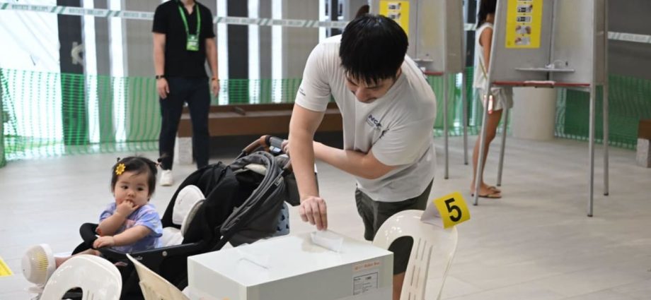 Commentary: In GE2025, the political voice of Singaporeans under 45 was louder and clearer