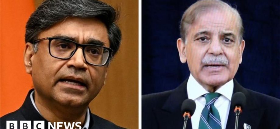 India-Pakistan ceasefire appears to hold after accusations of violations