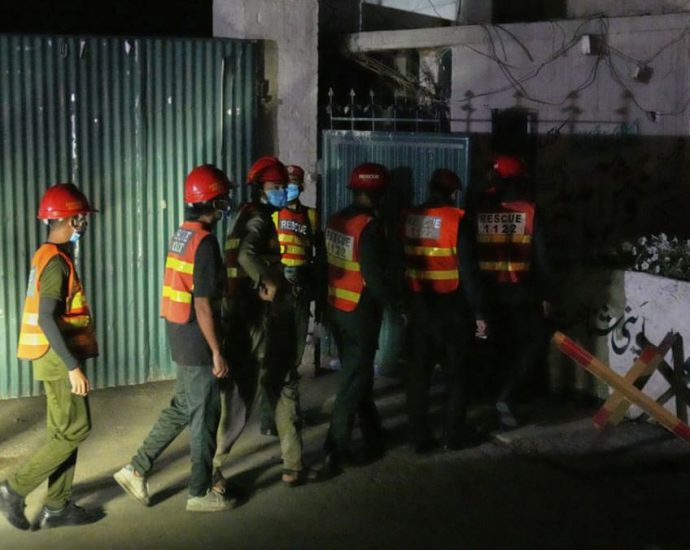 India strikes Pakistan in aftermath of Kashmir tourist killings