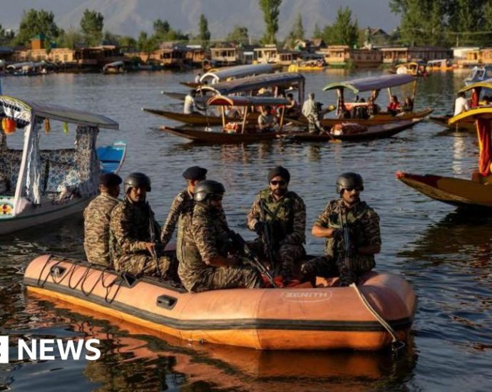 India to stop water flowing across international borders, Modi says