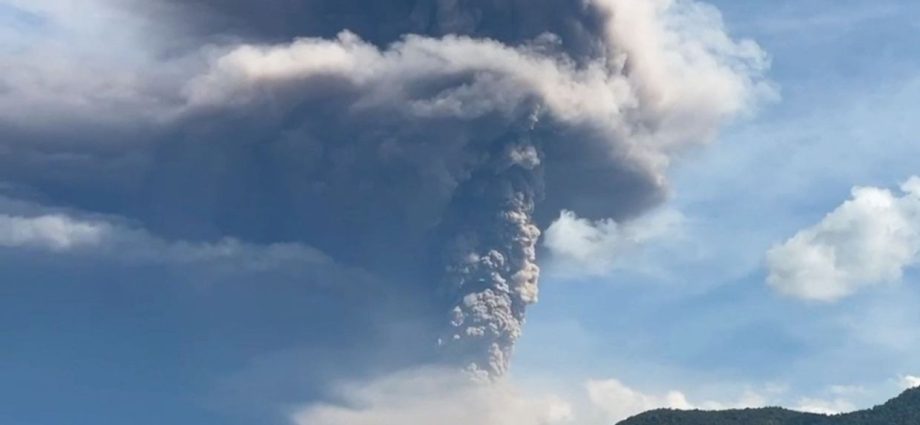 Indonesia’s Mount Lewotobi erupts and triggers highest aviation warning