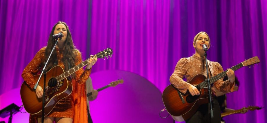 M2M in Singapore: Grown voices, same heart and a whole lot of reminiscing