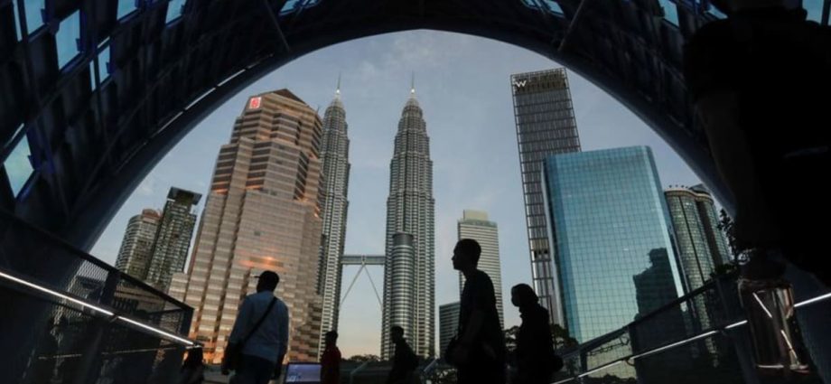 Malaysia’s economy grows 4.4% in Q1