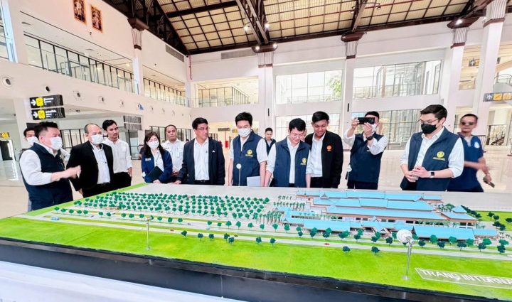 Opposition keeps eye on Trang airport spending