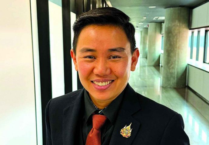 Opposition MP ‘eyeing party swap’