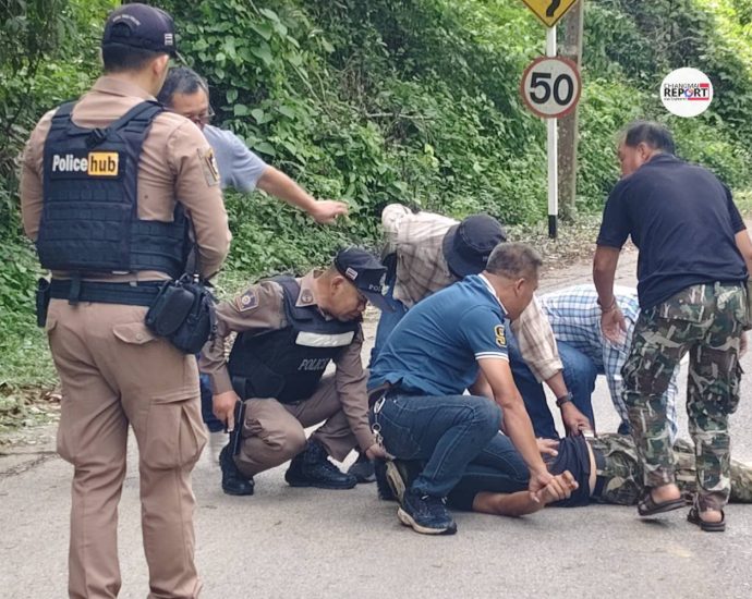 Park ranger on drunken bender shoots 2 colleagues