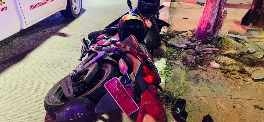 Police bike chase crash kills one officer, injures another