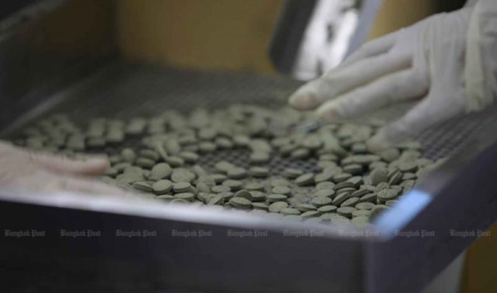 Somsak backs push to prescribe herbs
