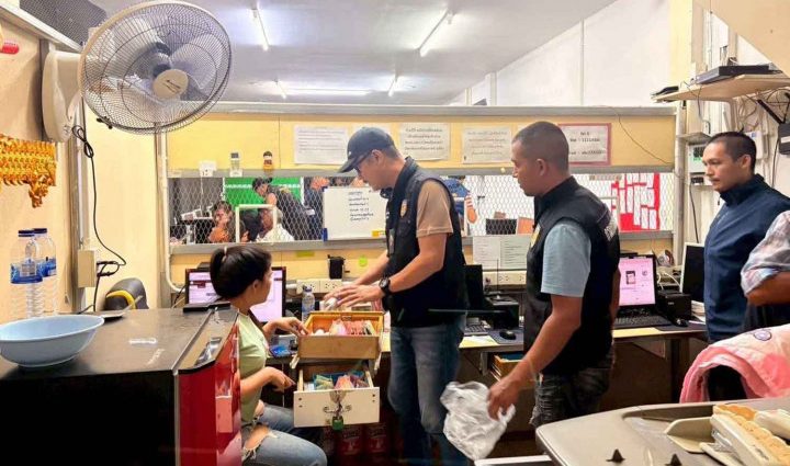 Three arrested for hosting football gambling in central Surat Thani